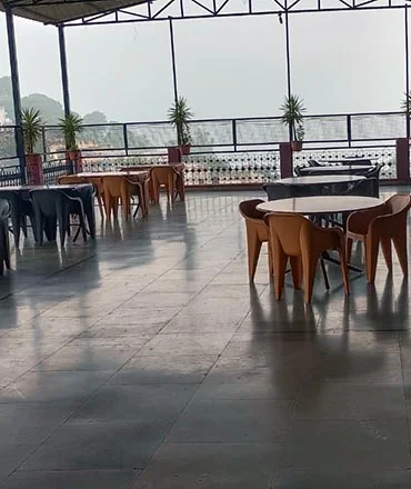 Rooftop restaurant at Hotel City Heart Nahan